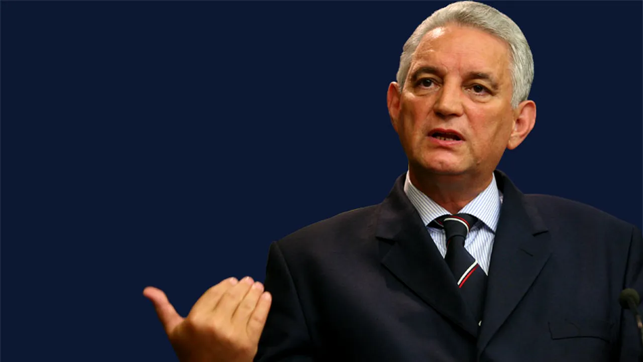 Ilie Sârbu, atac în genul C.V.Tudor: Băsescu tremură când intră în birou, abia îl țin consilierii și îl reanimă cu diverse tării