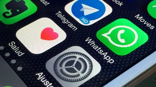 WhatsApp, sub ancheta Comisiei Europene. Val de reclamații depus la „Protecția Consumatorilor”