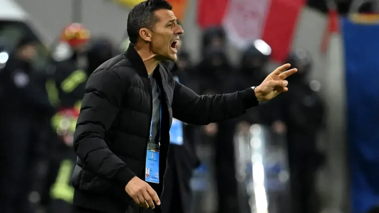 Costel Gâlcă și-a făcut praf jucătorii după FCSB - Rapid. „Trebuie să schimbăm echipa, să vină jucători noi”