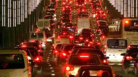 Doi morți și zeci de răniți în Coreea de Sud, după ce 100 de mașini au fost implicate într-un accident în lanț