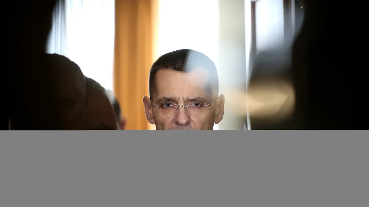 Ministrul de Interne, audiat în dosarul Duicu