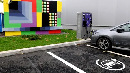 Sectorul 4 va avea 50 de stații noi de încărcare a mașinilor electrice