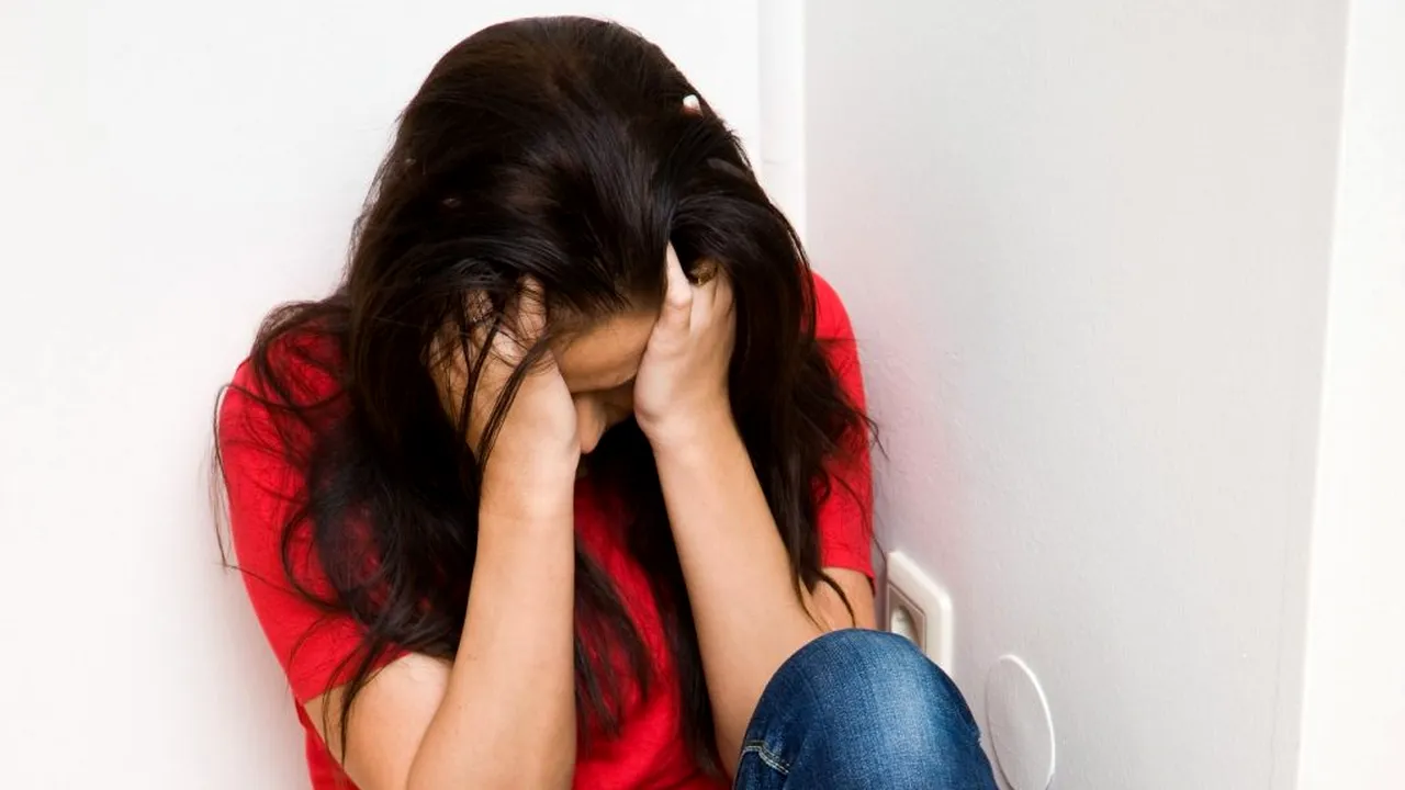 Cum a ajuns o tânără de 23 de ani să fie răpită și sechestrată de propria familie. Fata lucra în străinătate și venise acasă de Sărbători