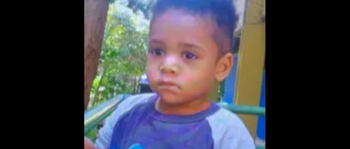 Un băiețel de doi ani a MURIT, după ce a fost uitat în autobuz, la temperaturi de peste 37 de grade Celsius. Copilul ar fi trebuit lăsat la grădiniță
