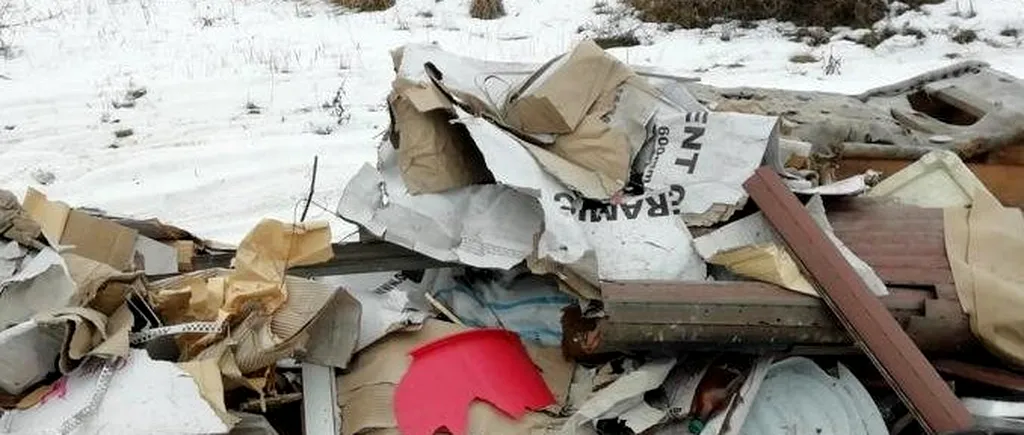 Un bărbat care a aruncat deșeuri pe spațiul public din Brașov, depistat cu ajutorul unui bon de comandă pentru mâncare