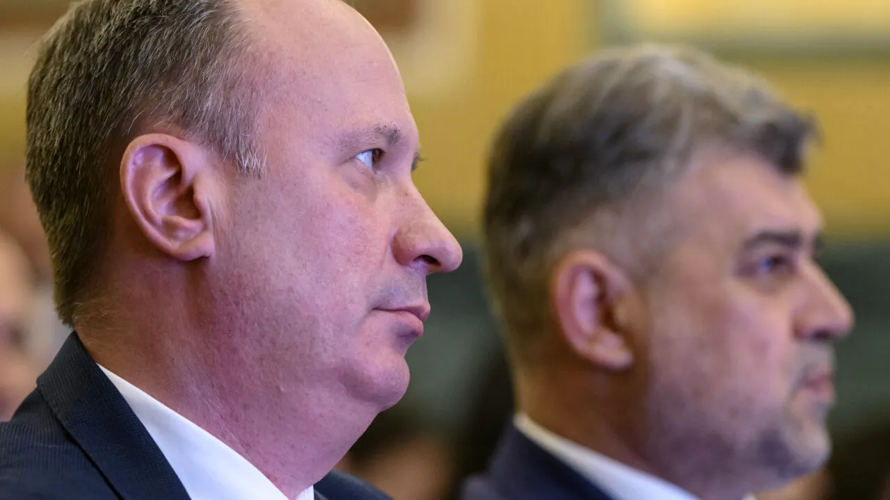 Un fost ministru, atac indirect la adresa lui Radu Miruță : „Să țipi toată ziua, ISTERIC, despre sinecuriștii lor, dar să ți-i pui pe ai tăi”