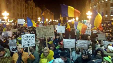 Peste 3.000 de timișoreni protestează. Pensionar: 
