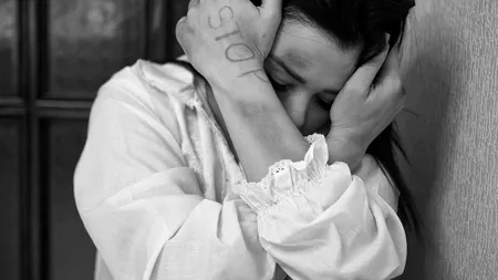 Zeci de femei din SUA au depus plângere împotriva Pornhub, căruia îi aduc acuzații grave: „E vorba despre violuri, nu despre pornografie” / Reacția conducerii site-ului