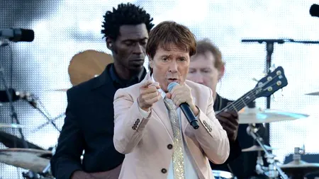 O proprietate a lui Cliff Richard, percheziționată de poliție, în urma unor acuzații de pedofilie