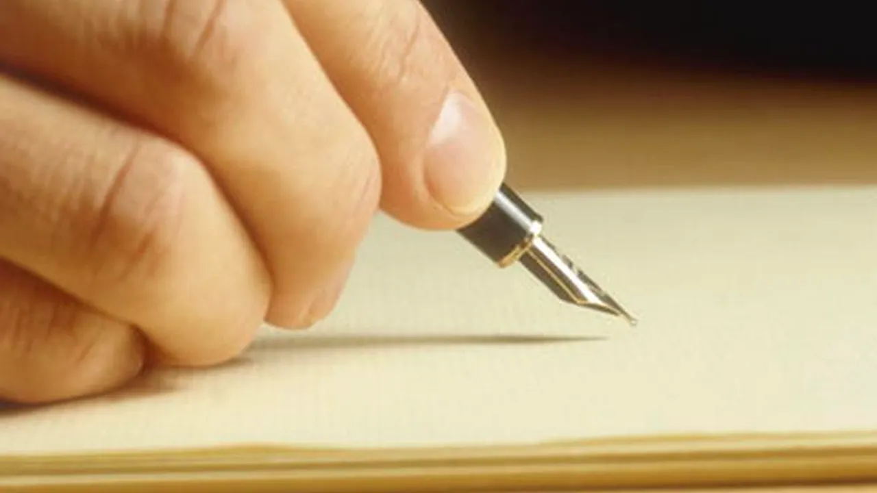 Analiza scrisului de mână al lui Edward Snowden: 