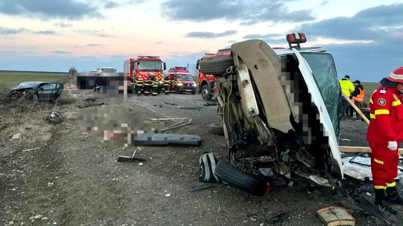 Un MORT și patru răniți după impactul dintre o autoutilitară și un autoturism, pe un drum din județul Teleorman