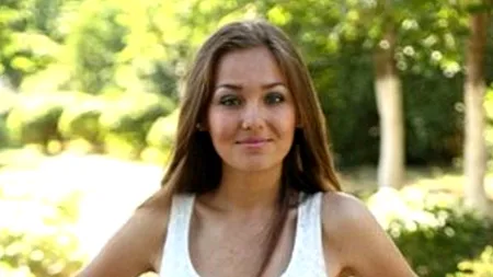 Și-a făcut o carieră de model, deși medicii nu-i dădeau nicio șansă. Care este boala de care suferă această fată