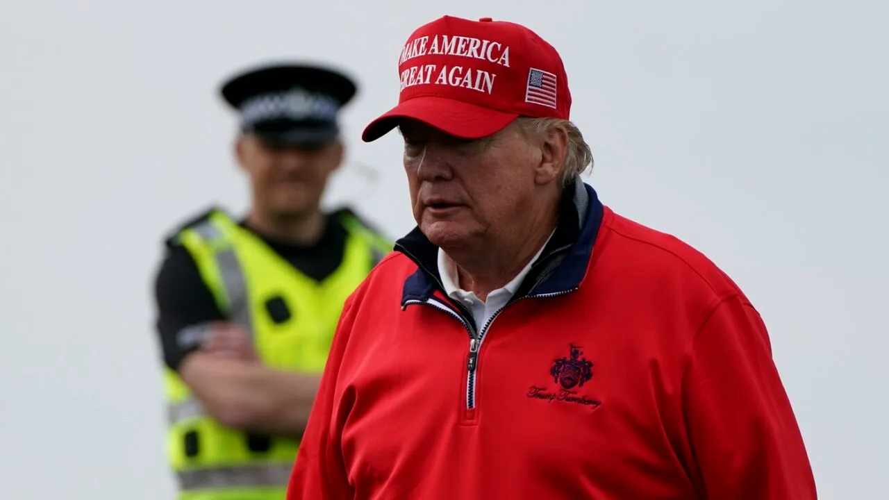 Poliția din Scoția face pregătiri pentru o posibilă vizită a lui Donald Trump, la finalul lunii. Scopul călătoriei: Un nou circuit de GOLF