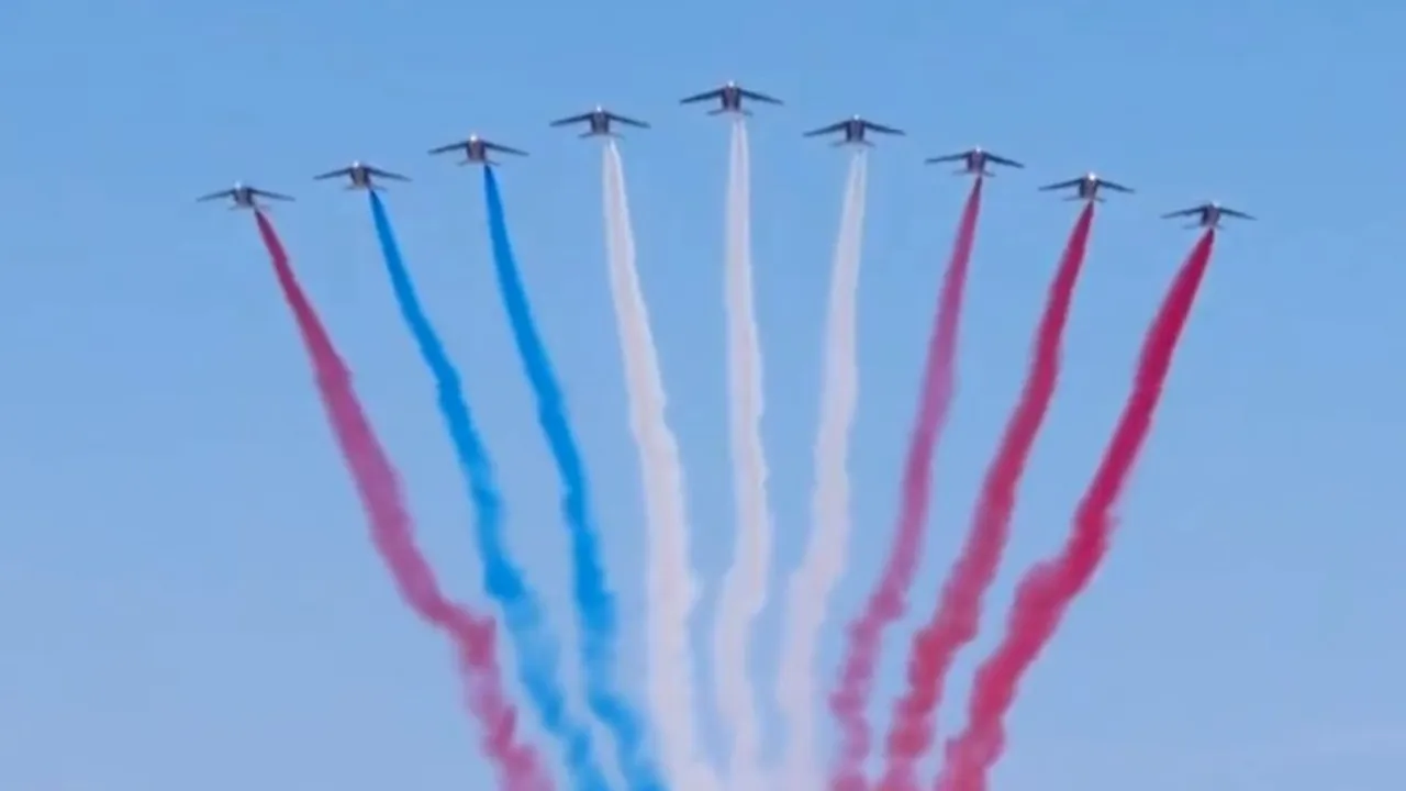 GAFĂ INCREDIBILĂ la parada de Ziua Națională a Franței