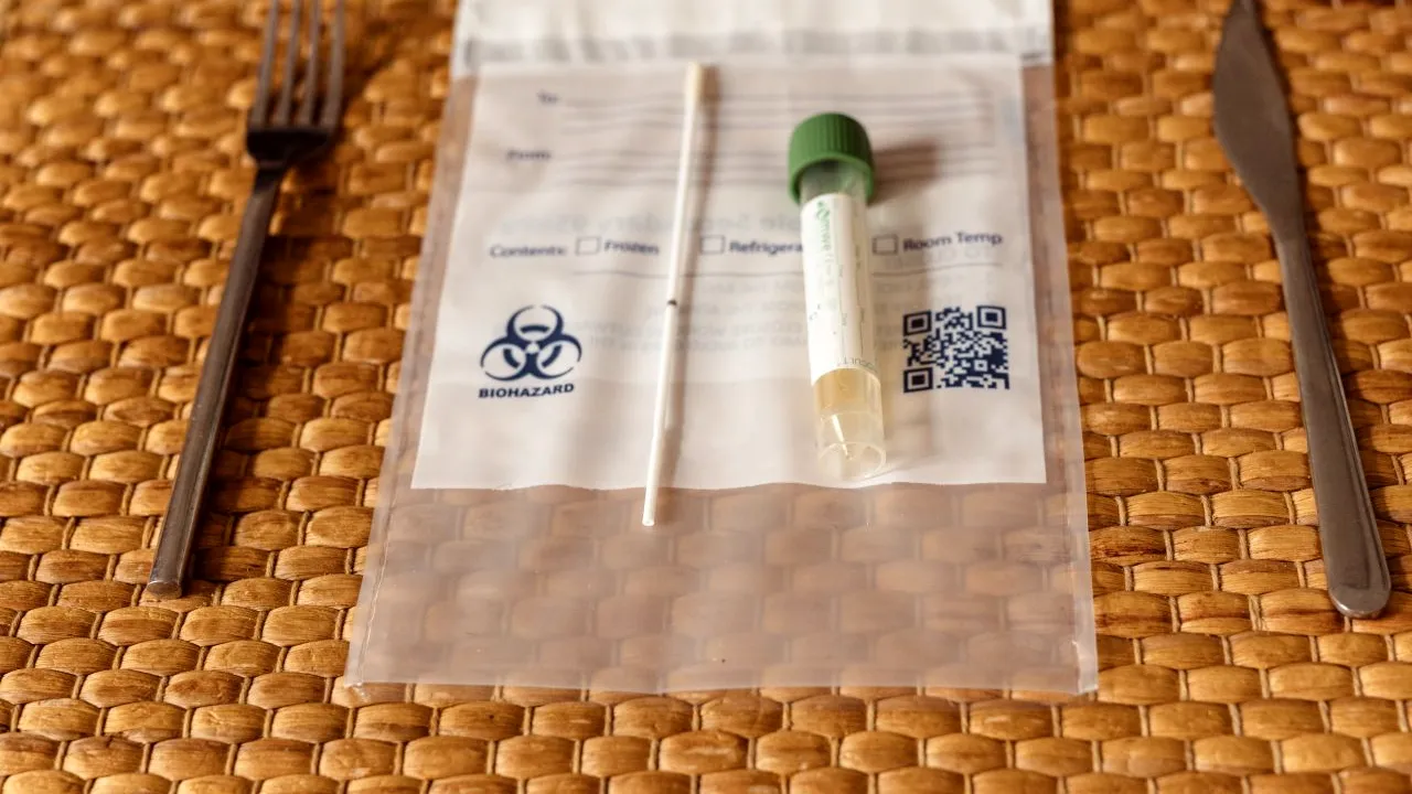 Testele COVID pentru adulții nevaccinați nu vor mai fi gratuite în Franța