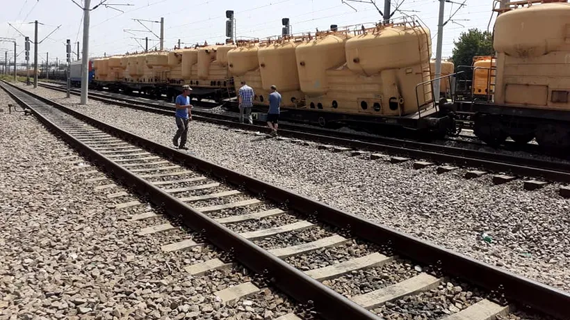 Încă un incident feroviar pe magistrala București - Constanța. Un vagon al unui tren privat a deraiat