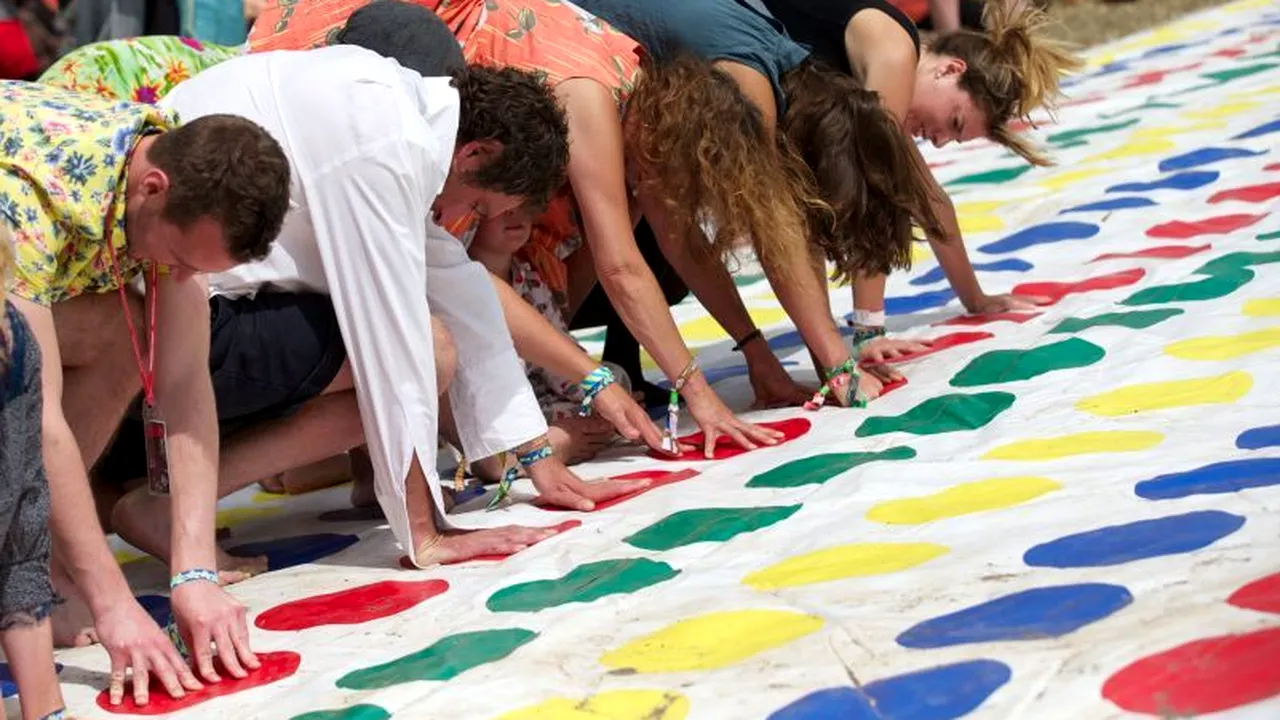 Inventatorul jocului Twister a murit 