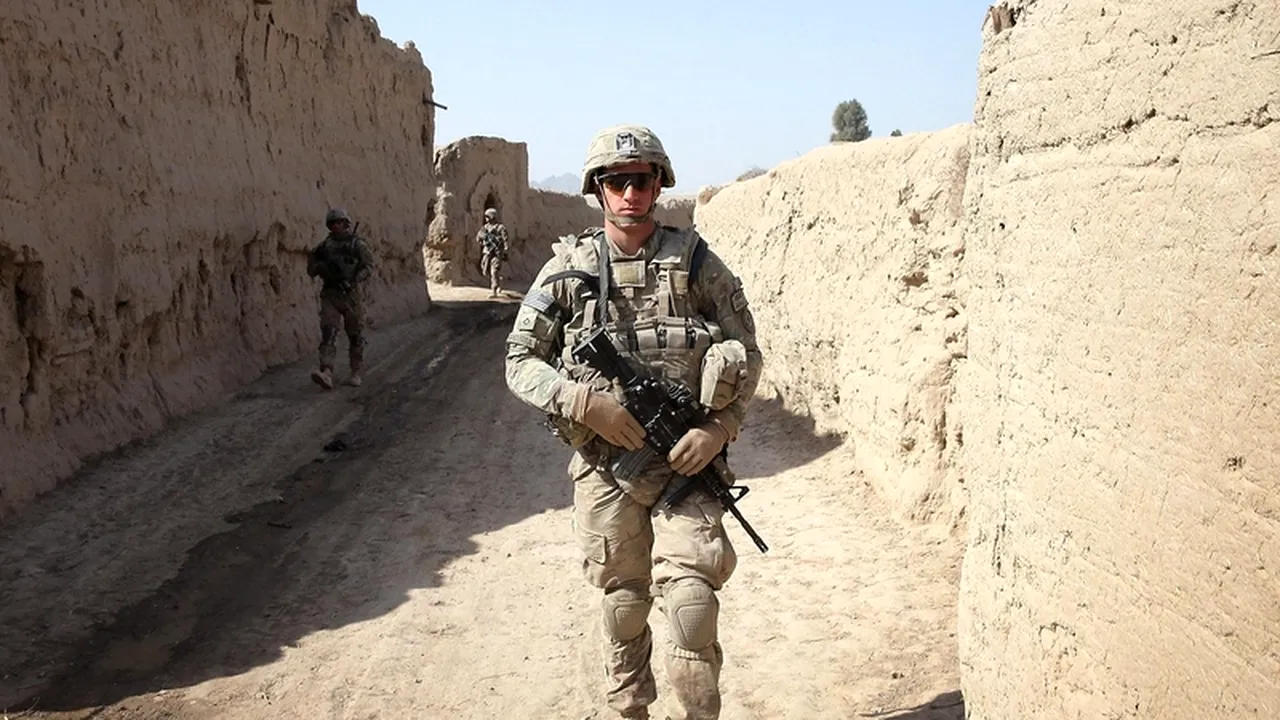 Ce amendă au primit două firme care au suprafacturat aprovizionarea trupelor americane în Afganistan