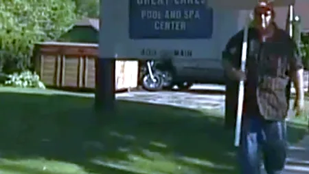 VIDEO: Dat afară de poliție din restaurant pentru că a mâncat prea mult