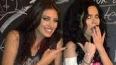 FOTO: Inna și Antonia, prietene până la gleznă