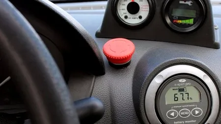 Dacia Logan care parcurge 100 de km cu 1 euro. Își merită prețul?