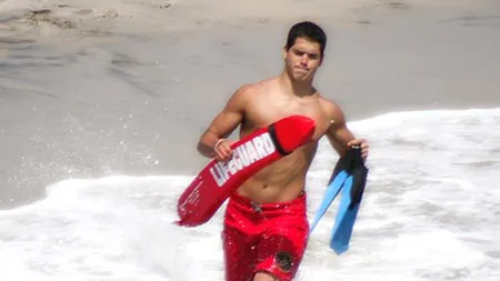 Salvamarii vor ieși  voluntar, de 1 Mai, pe plajele din Constanța și Mamaia