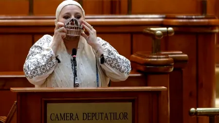 Diana Șoșoacă (europarlamentar SOS), criticată de călugării de la o mânăstire din Neamț: „Comportamentul ei este contrar nobleței Creștinismului”