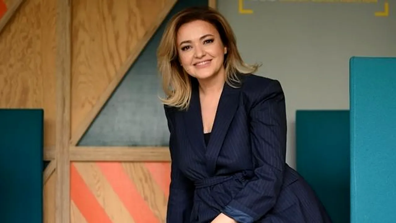 FOTO / Ce fel de ȘEFĂ este Cristina Bâtlan. ”Sunt exigentă și spun lucrurilor pe nume”