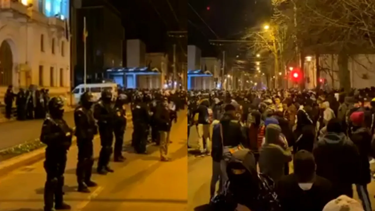 Protest cu incidente chiar lângă spital! Protestatarii anti-restricții au aruncat cu petarde și pietre în jandarmi / Oamenii legii au folosit gaz iritant - VIDEO