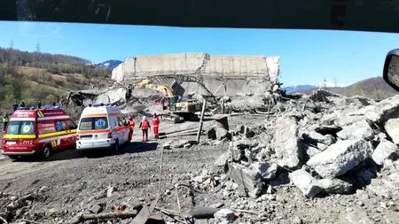 UPDATE.  Minerii, prinși sub dărâmăturile la Mina Uricani nu au putut fi recuperați. Căutările vor fi reluate joi. Mineri prinși sub dărâmături la Mina Uricani, după PRĂBUȘIREA unui turn de extracție