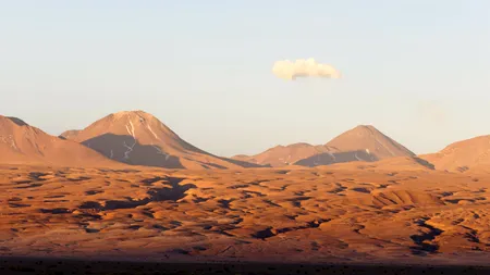 A nins în Deșertul Atacama, unul dintre cele mai aride locuri de pe pământ. Cum se vede din satelit