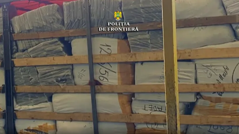 CONSTANȚA. Captură de haine contrafăcute. 600 de colete cu bunuri contrafăcute au fost confiscate în Portul Constanța