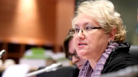 Cum cere eurodeputata Renate Weber Franței și Germaniei să țină deschise granițele Schengen