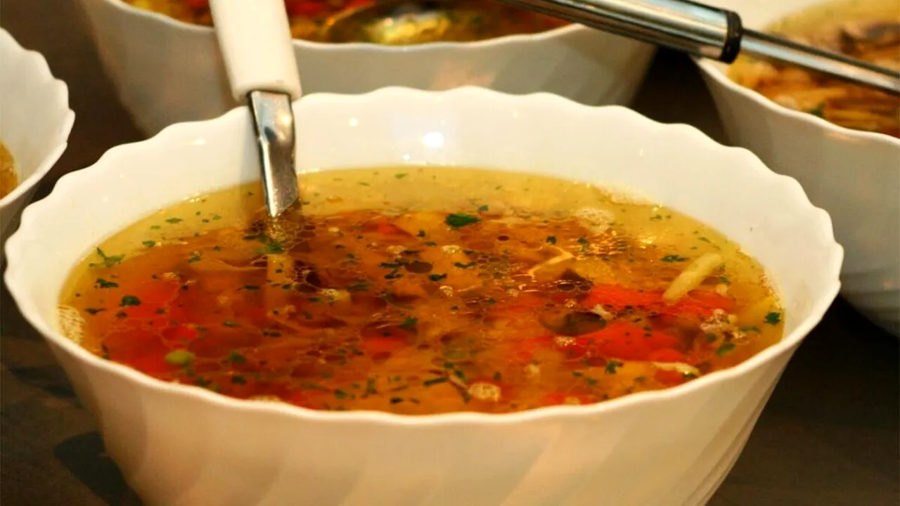 Ce se întâmplă, de fapt, dacă mânânci ciorbă în fiecare zi. Puțini români știu acest lucru!