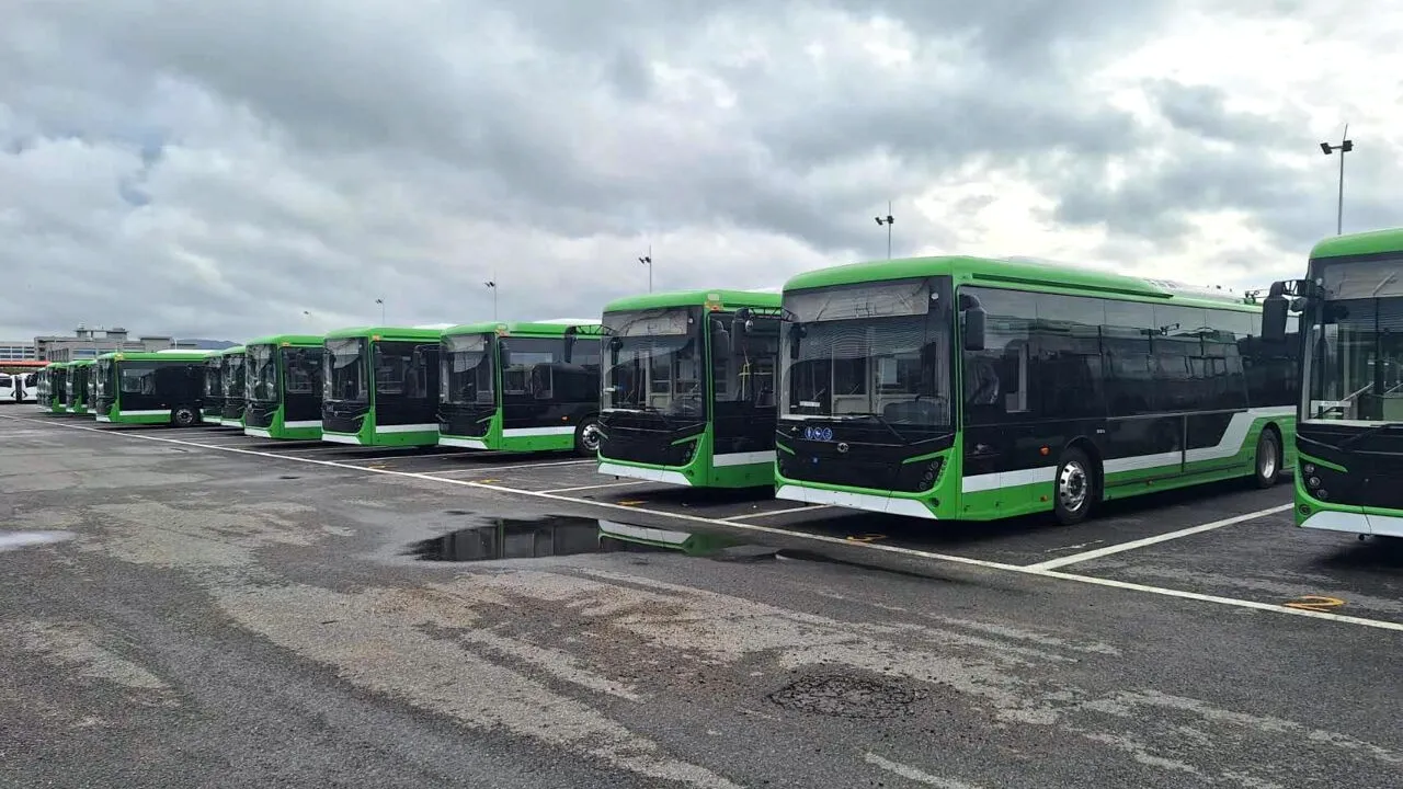 EXCLUSIV | Când vor circula în București autobuzele turcești fabricate în China. „În prezent lucrăm la sistemele de încărcare a noilor vehicule”
