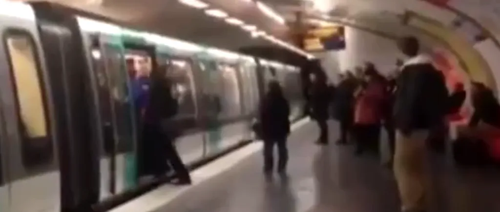 A încercat să urce într-un metrou plin de huligani ai echipei Chelsea și a devenit o victimă a rasismului