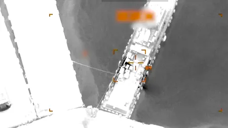 SUA au început ofensiva aeriană pentru deblocarea strâmtorii Ormuz. Generalul Dan Caine: Avioanele A-10 și elicoptere Apache distrug blocada iraniană