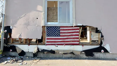 Operațiune fără precedent la New York, pornita în urma uraganului Sandy. 