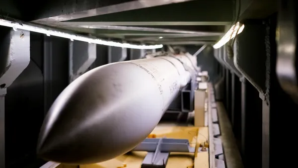 Cooperarea europeană în apărare intră într-o „Epocă de aur”: Londra și Berlinul dezvoltă, în secret, o armă de nouă generație. Ce presupune proiectul „Deep Precision Strike”