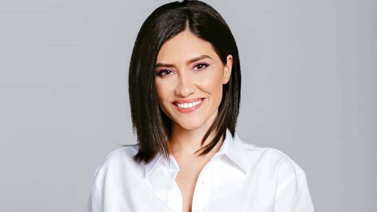 Nadina Zisu se alătură emisiunii „Dimineaţa pe doi cu Greeg şi Cernat”, la Kanal D2 şi Radio Impuls. Unde a lucrat anterior prezentatoarea TV