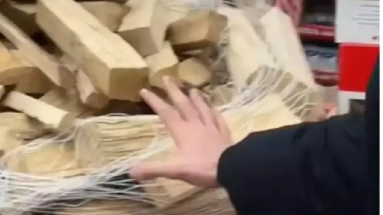 Un român stabilit în Elveţia, ȘOCAT de prețul unui palet de lemne: „Nu mai faceți figuri în România”