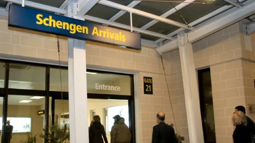 Oprea apreciază că România poate intra în acest an în Schengen cu frontierele aeriene