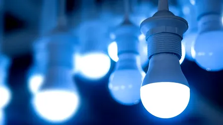 ORA PĂMÂNTULUI 2023: Peste 150 de țări participă sâmbătă la cea mai mare acțiune voluntară de mediu! Cel puțin 8000 de orașe vor stinge luminile