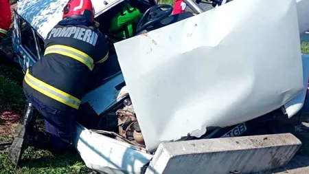 Accident grav în Argeș. Un bărbat a murit, iar alte două persoane au fost rănite după ce o mașină s-a izbit de un cap de pod