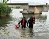 🚨 Două persoane, dintre care un MINOR, au căzut în canalul Dunăre – Marea Neagră. Mai multe echipe, inclusiv scafandri, intervin pentru salvarea lor