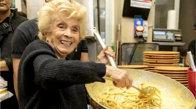 Ea este „REGINA Carbonarei”. La 93 de ani, Iris conduce opt restaurante / „Trebuie să faci puține lucruri, dar să le faci cel mai bine”