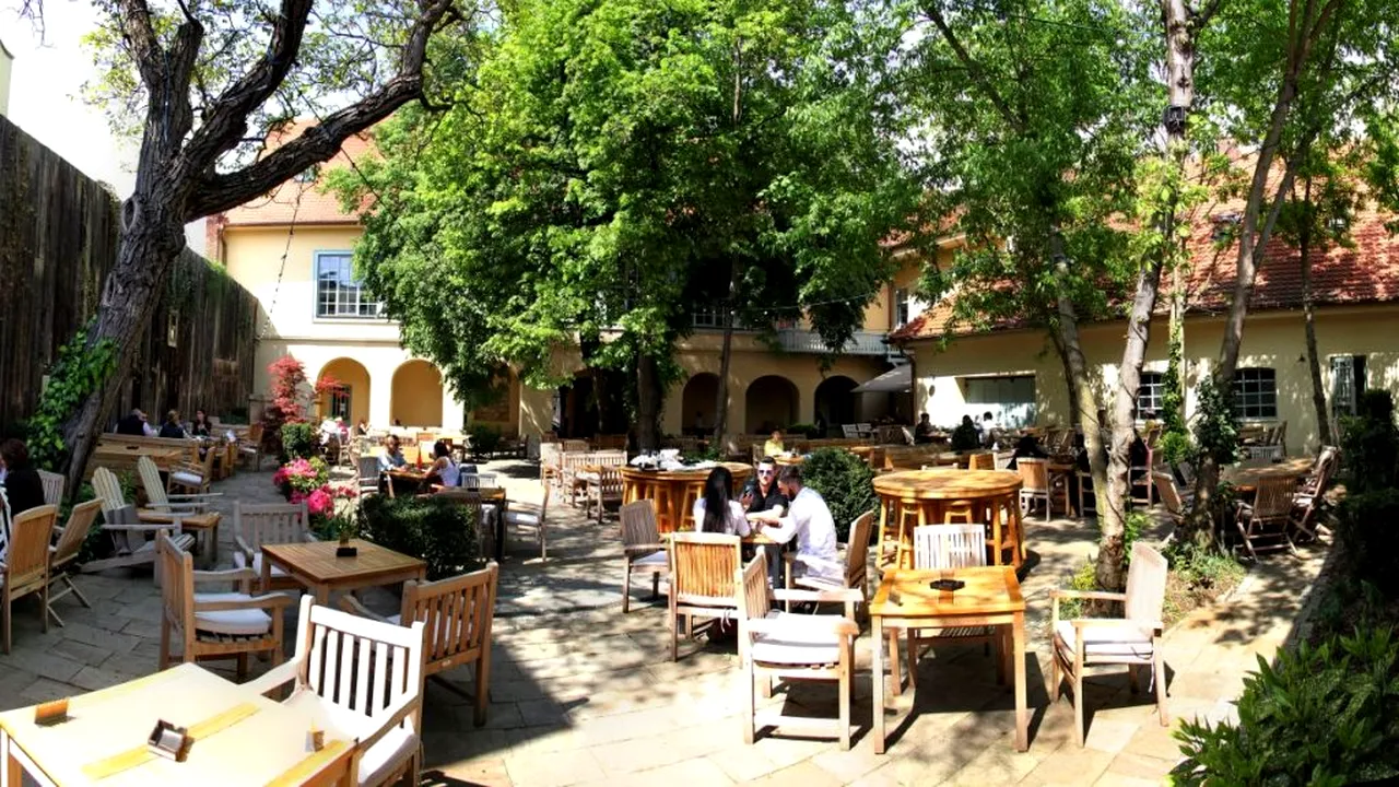 VESTE. Cel mai așteptat anunț al anului 2020! Este oficial! Când se redeschid terasele și plajele