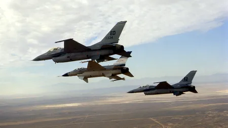 Avioanele de luptă românești au creat panică în Deltă. 