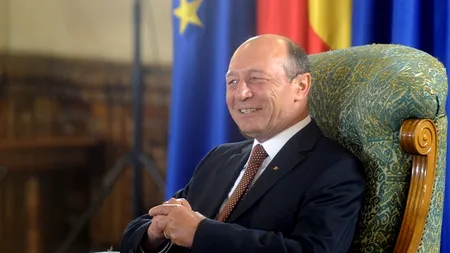 Băsescu la decorarea magistraților de la Curtea Constituțională: 