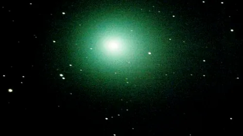 Dezintegrarea unei comete, surprinsă de telescopul spațial Hubble